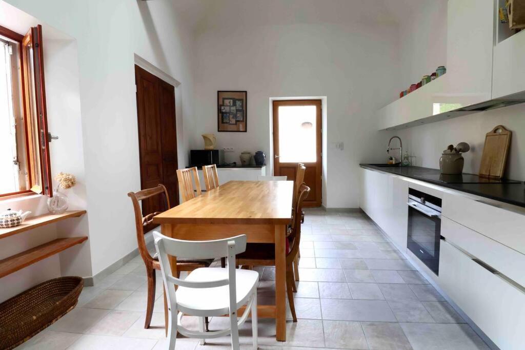 Les Hauts Du Chateau Chambéry Extérieur photo