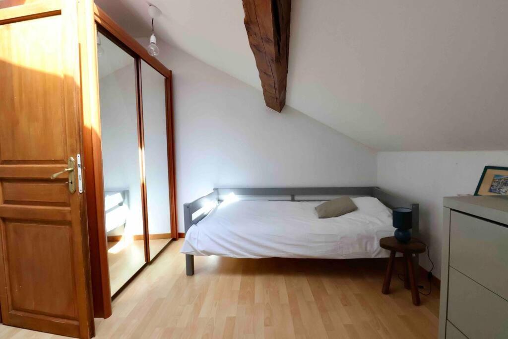 Les Hauts Du Chateau Chambéry Extérieur photo